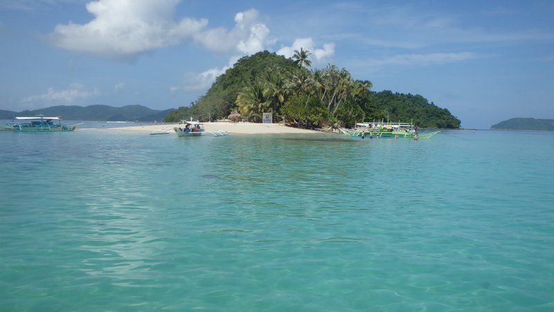 Inoladoan Island; Island hopping tour from Port Barton, Palawan